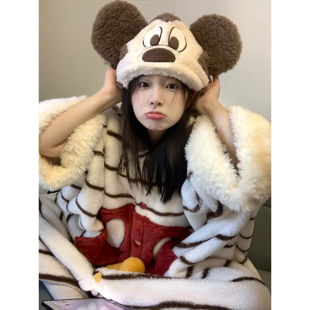 卡通米奇连帽大耳朵珊瑚绒睡衣女秋冬新款加绒加厚保暖外套居家服