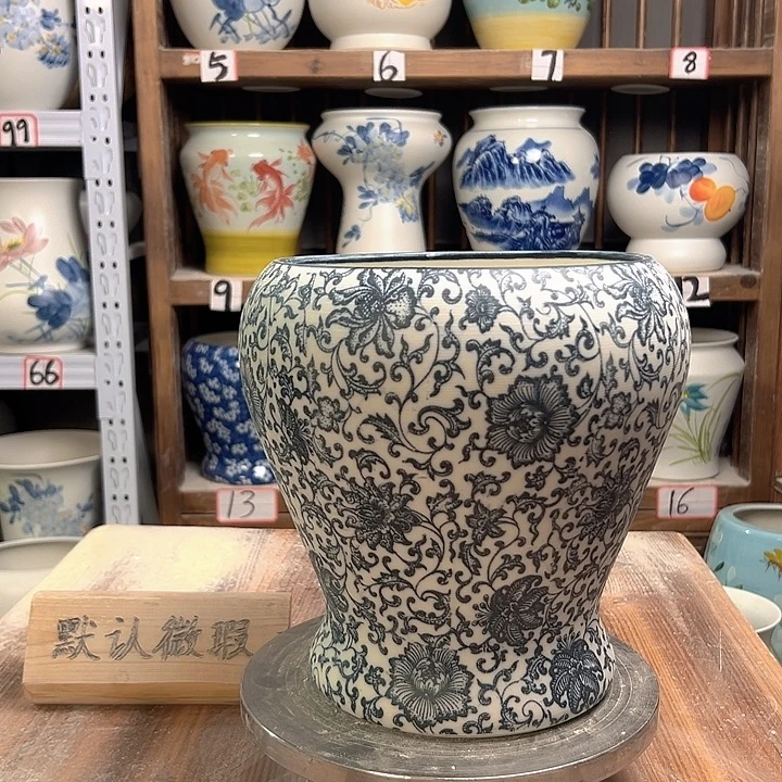 陶鱼尾复古青花陶瓷