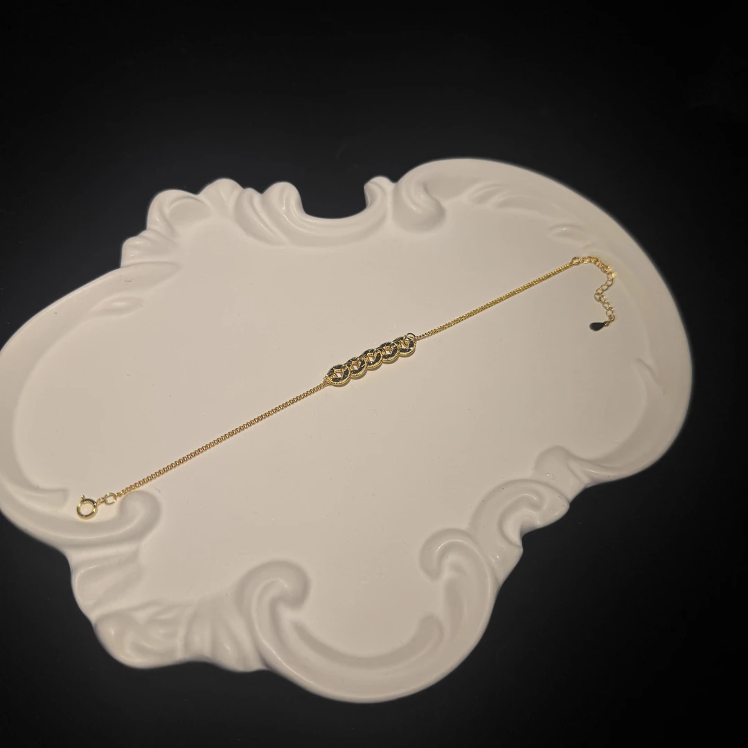 925银合成锆石手链  S925银【三宝】碎冰冰钱币手链