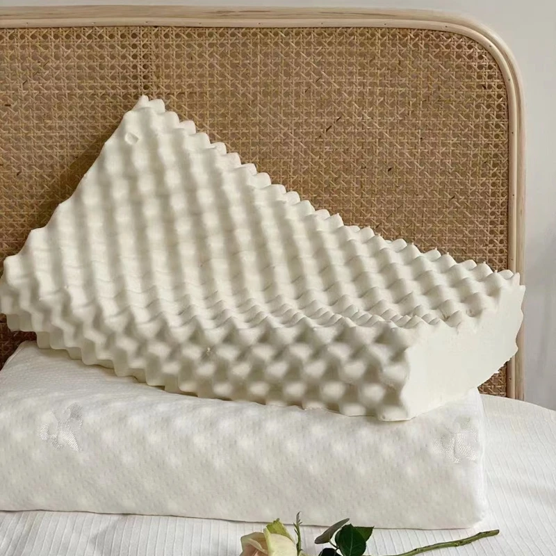 【送两个防螨枕套】深睡眠乳胶记忆枕太空云朵枕芯狼牙枕裸芯一对装