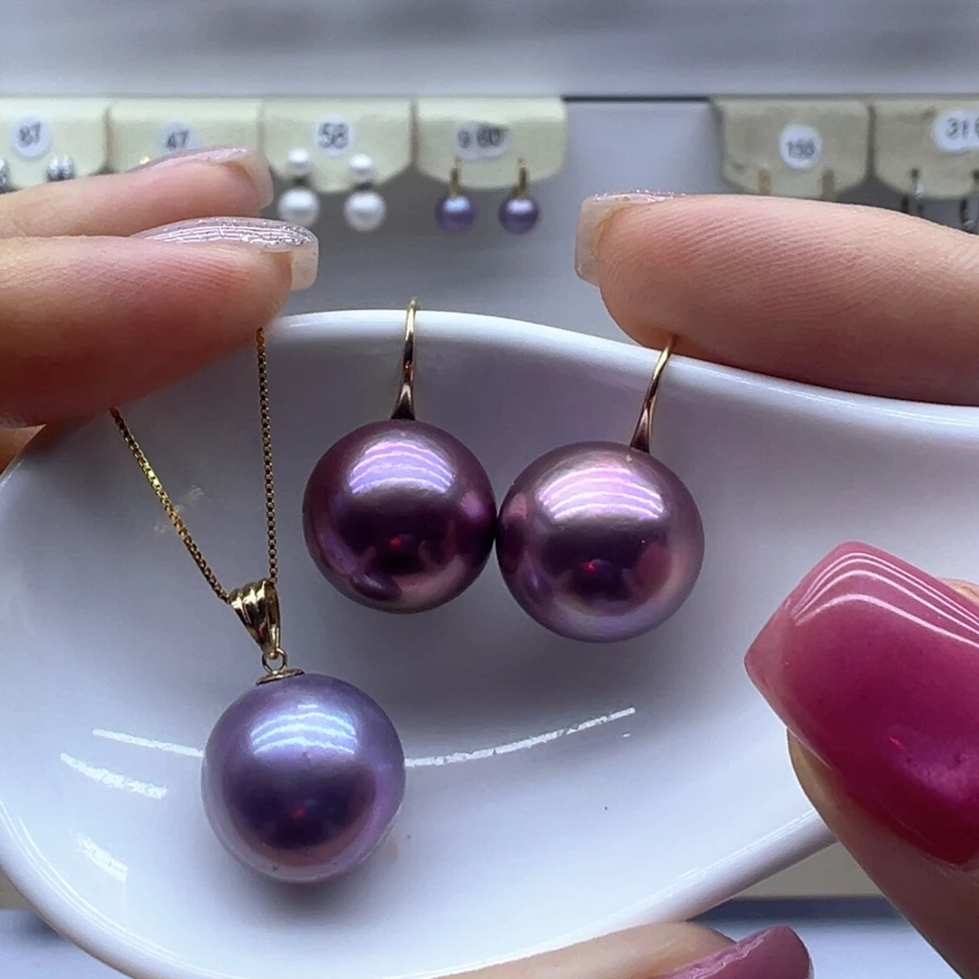 淡水珍珠18K金镶嵌吊坠(赠链)