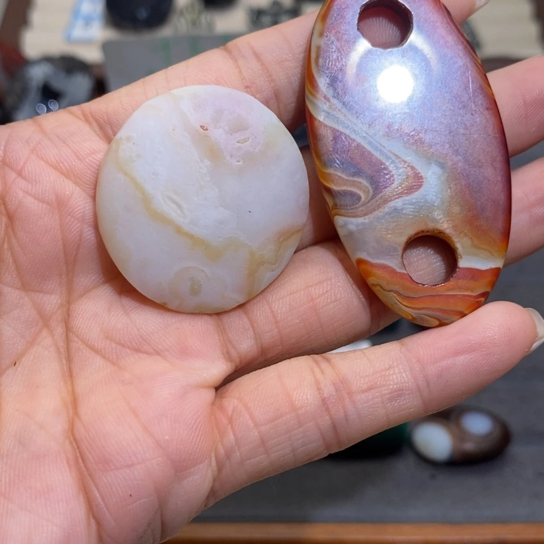 宝***姐玛瑙/玉髓未镶嵌手链