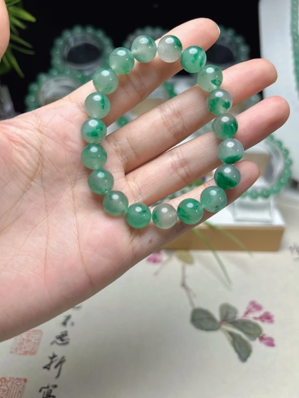 天然非洲翠微瑕冰飘花手串卡9-10多样性发其一