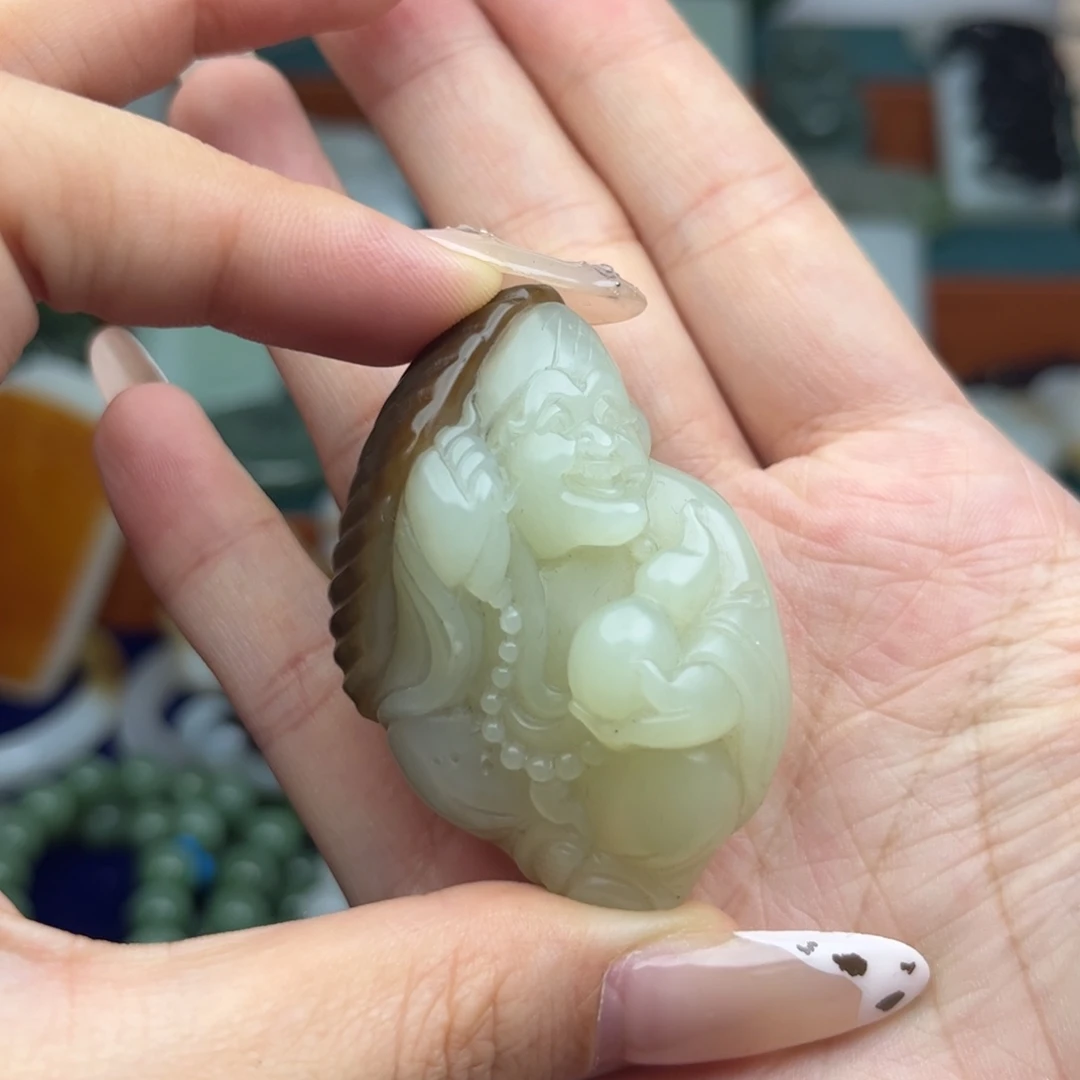 颈饰未镶嵌和田玉