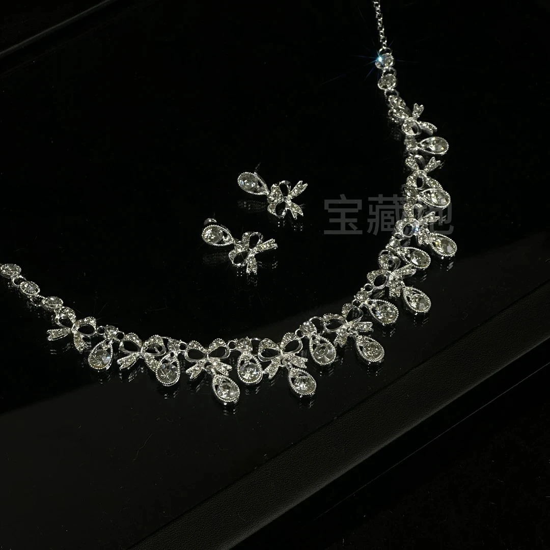 铜合金项链 2998新款超闪蝴蝶结水钻项链新娘礼服主纱配饰