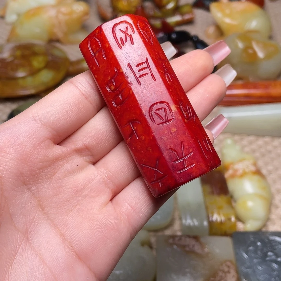 蛇纹石玉未镶嵌如图