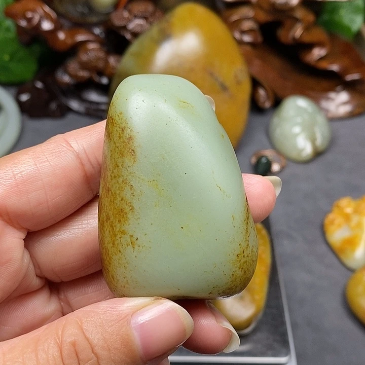 睢***竹和田玉未镶嵌把件