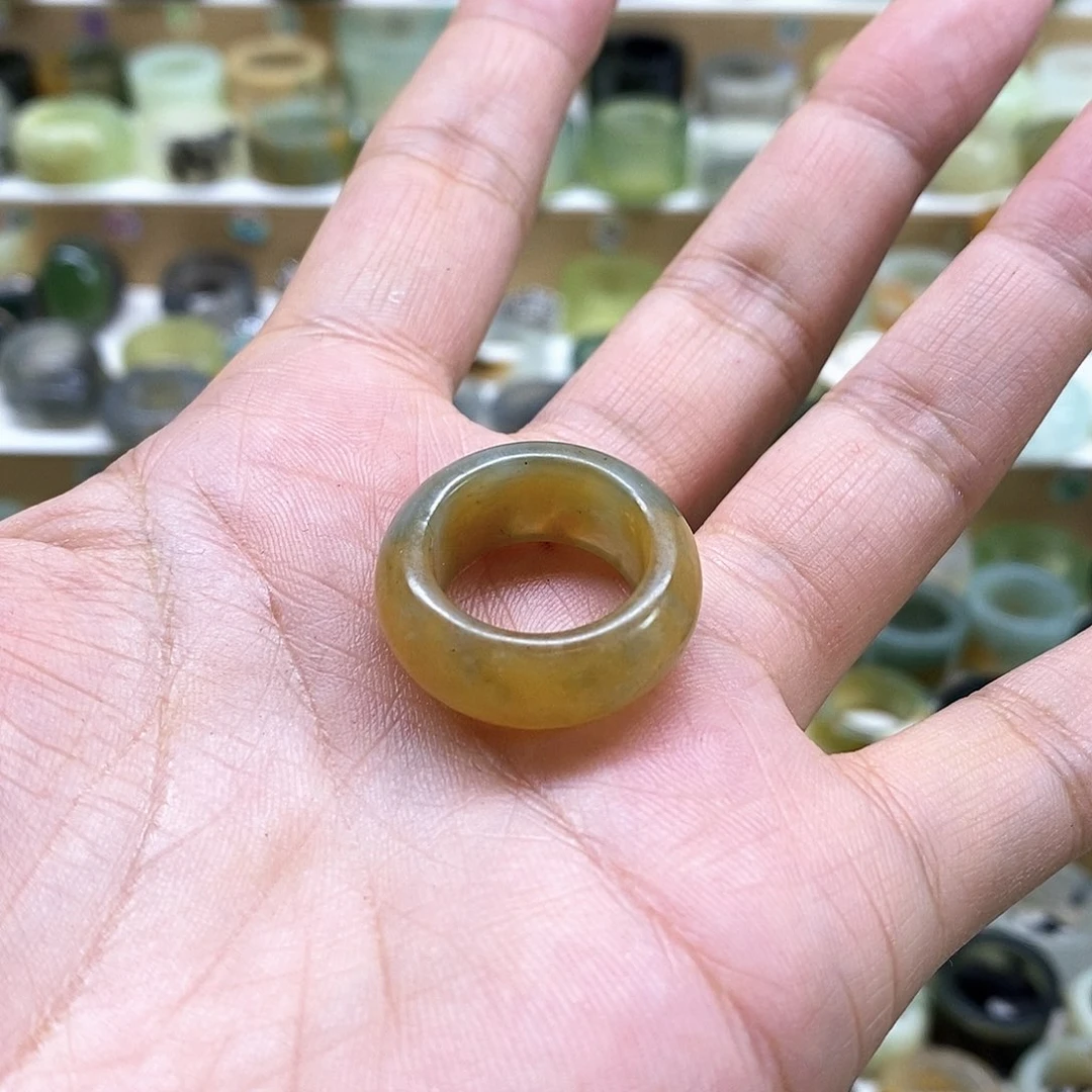 岫玉未镶嵌天然玉石大***?