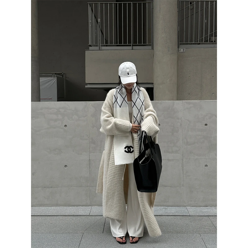 VENUIE【冬日午后】轻奢感毛衣外套宽松腰带慵懒羊毛衫大衣24345