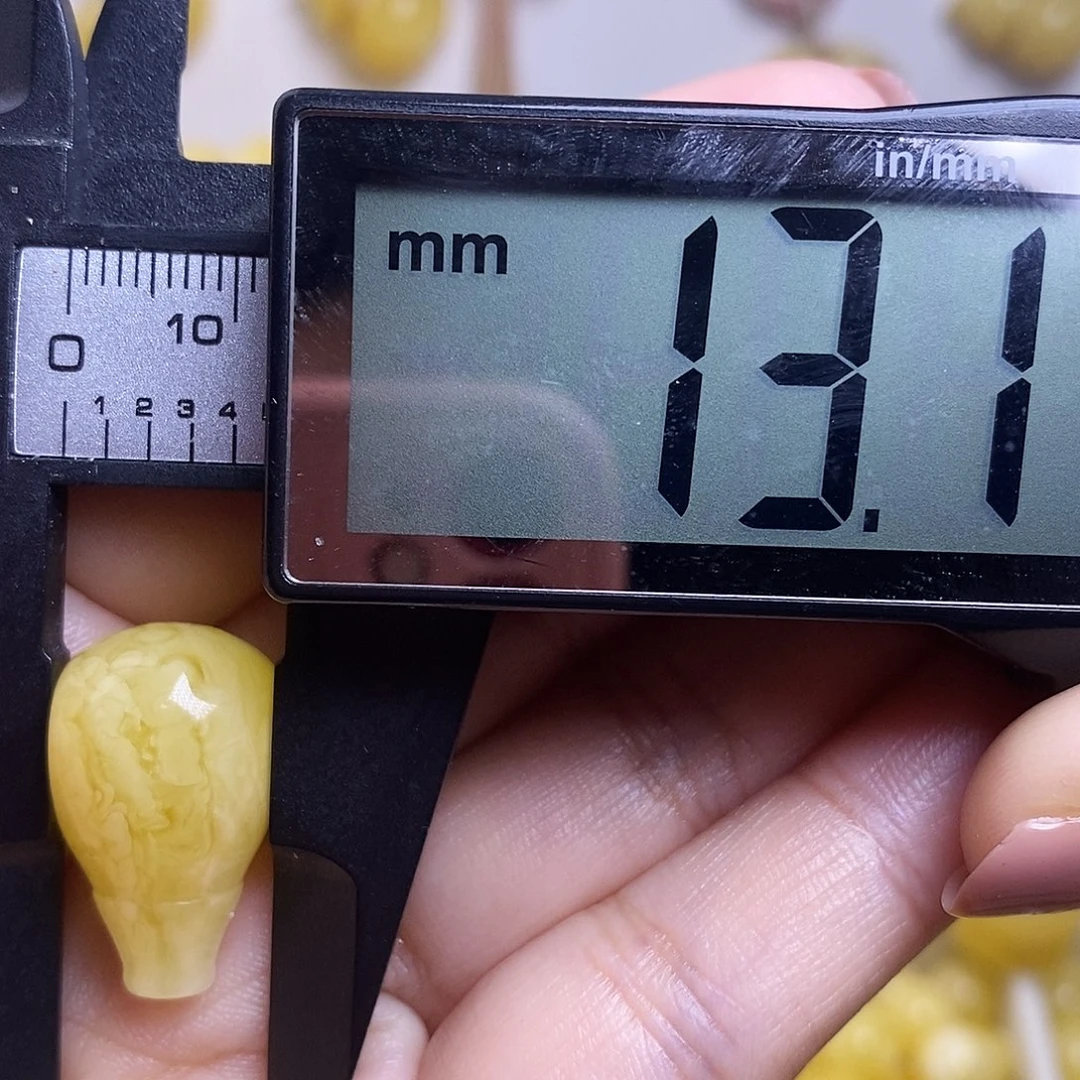 裸石琥珀未镶嵌蜜蜡三通