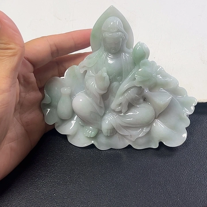 翡翠摆件未镶嵌翡翠