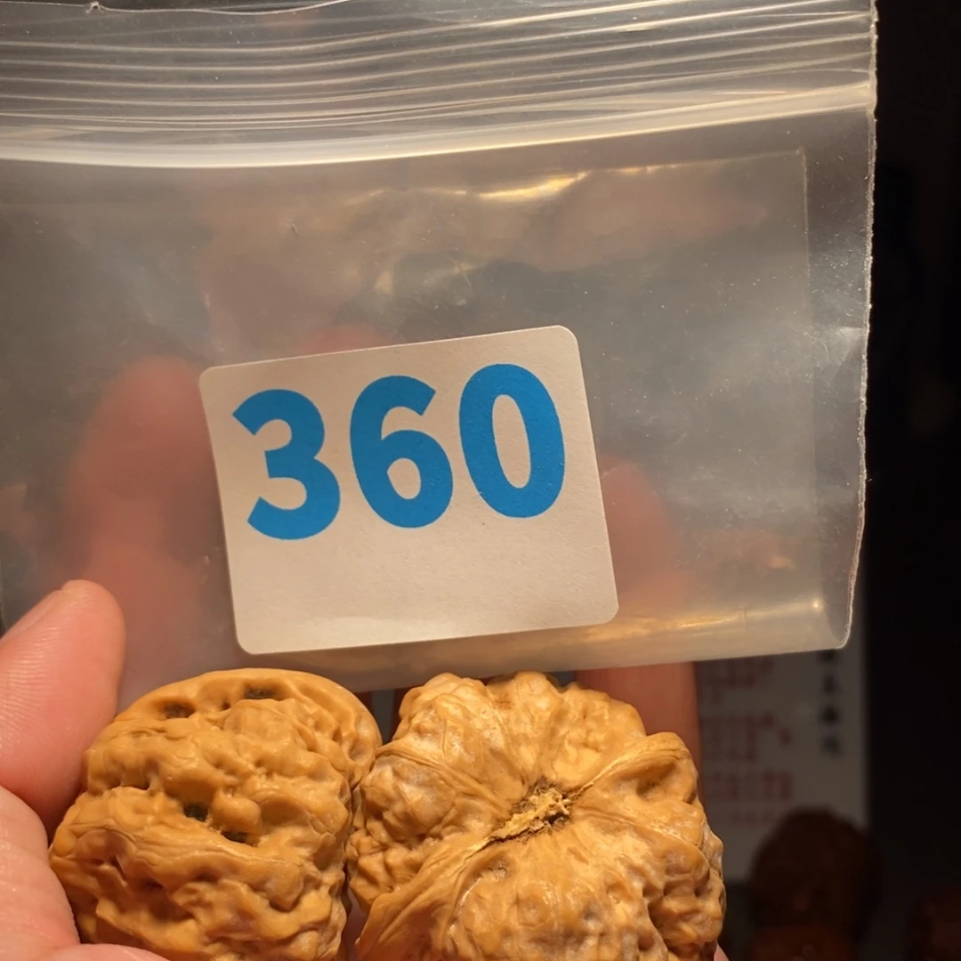 文玩核桃把件用****4文玩核桃把件