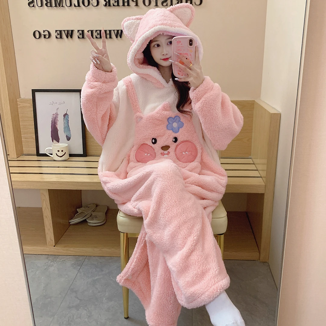 秋冬季长袖卡通可爱珊瑚绒连体睡衣女学生甜美连帽加厚加绒家居服