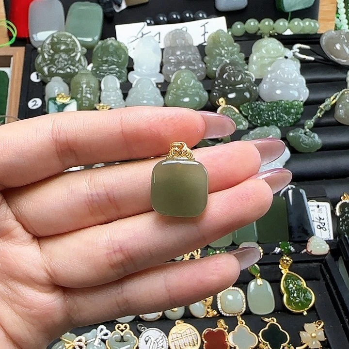 颈饰银S925镶嵌和田玉