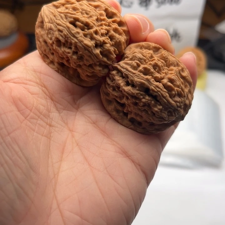 文玩核桃吊坠南疆38