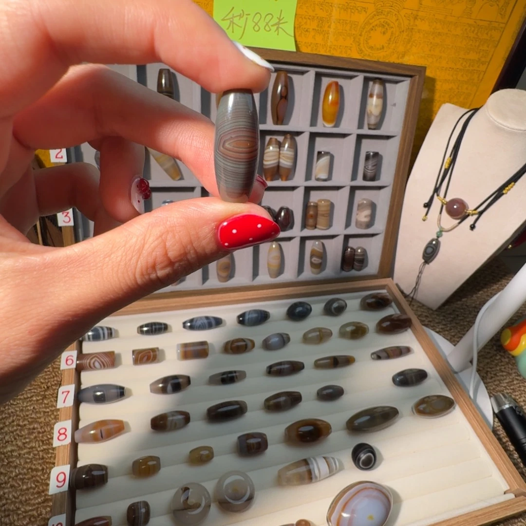 玛瑙/玉髓合金颈饰