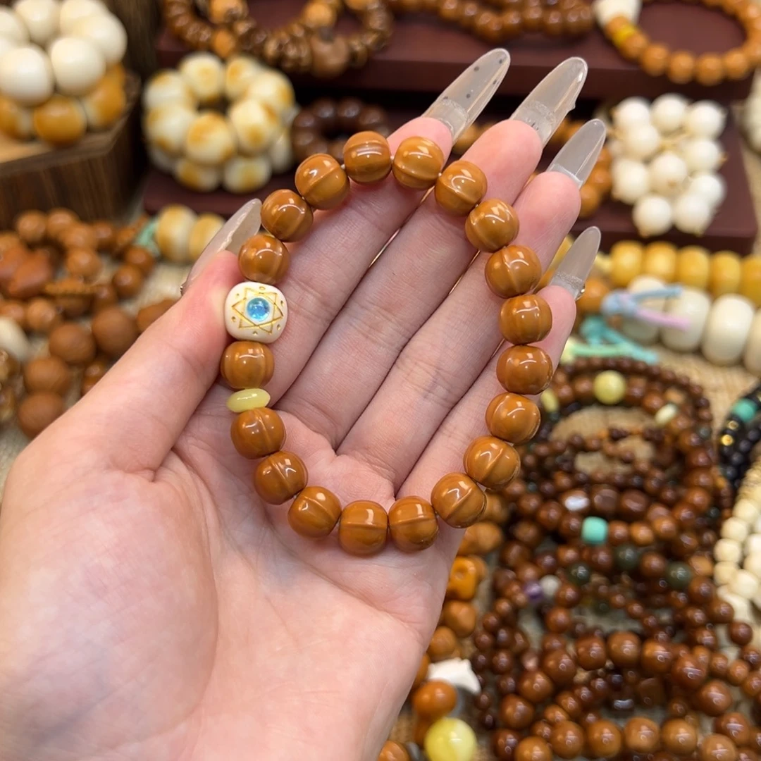 H***.猴头核桃手串卡9搭配驼骨款