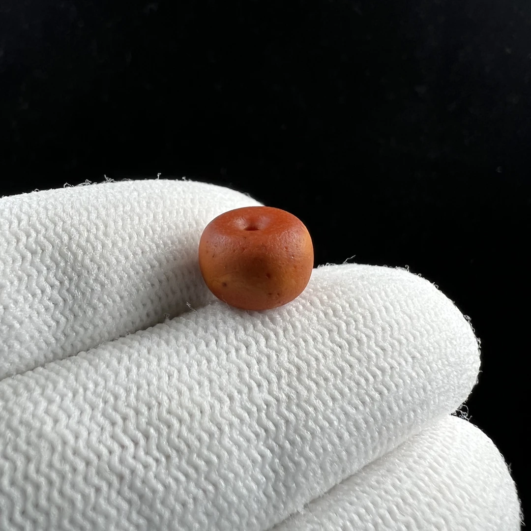 Y6621天然原矿蜜蜡 老蜡墩子 10.2*7.4mm抖音基地质检发货