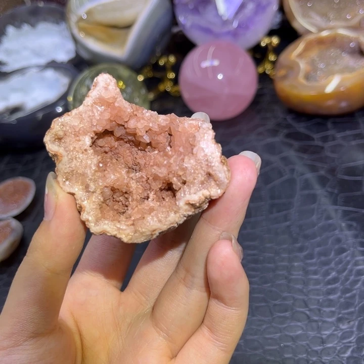 未镶嵌发饰水晶粉晶洞