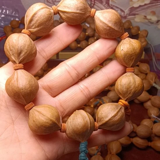 用***8橄榄核手串/手链橄榄核手串头鸡血红2.2