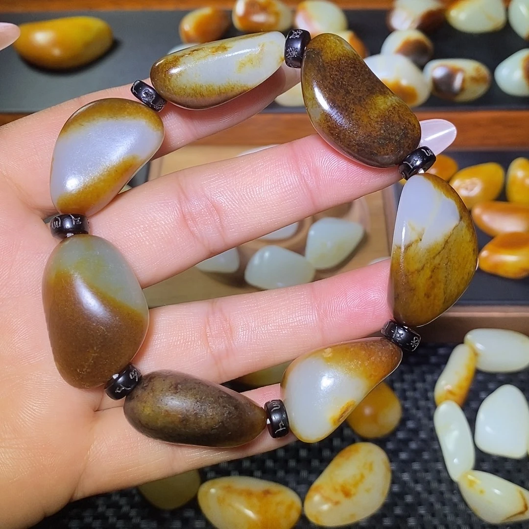 和田玉未镶嵌手串