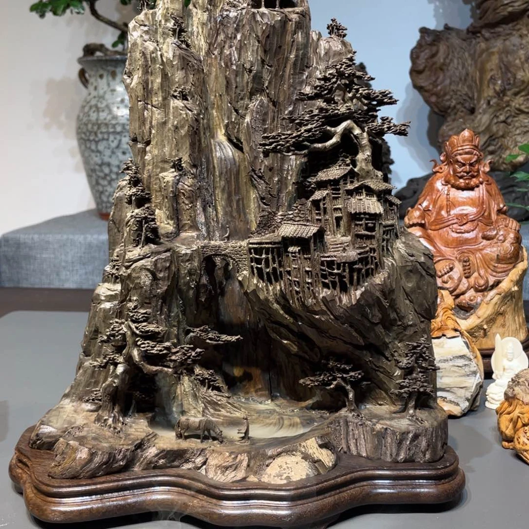 瑶***镇楠木山水倒流香摆件