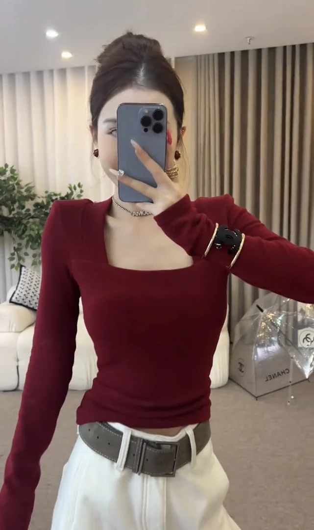 纯色方领长袖打底衫女秋季2025新款垫肩修身显瘦百搭套头T恤上衣