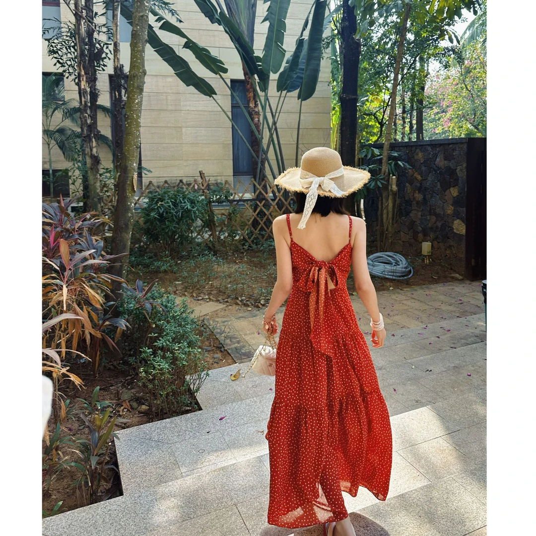 【朱砂】法式复古风度假露背宽松显瘦波点氛围感吊带红色连衣裙裙子