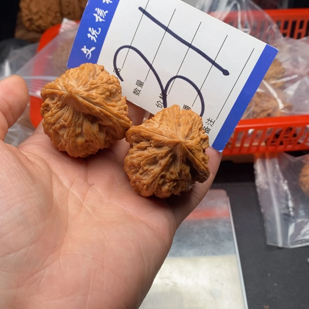 文玩核桃吊坠42大沽石