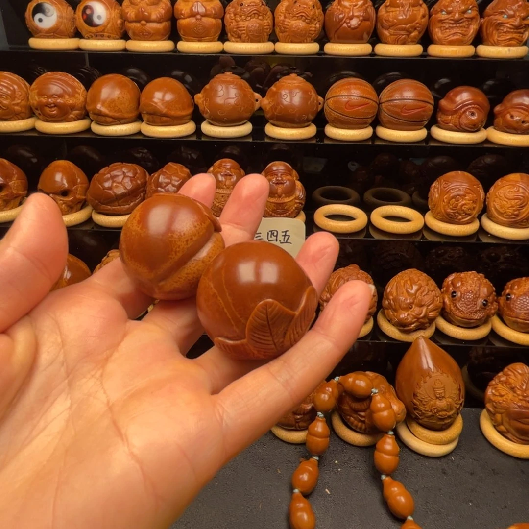 用***6把件橄榄核手持手球