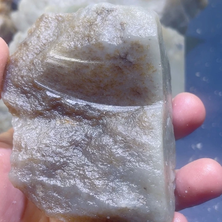 和田玉未镶嵌珠宝半成品