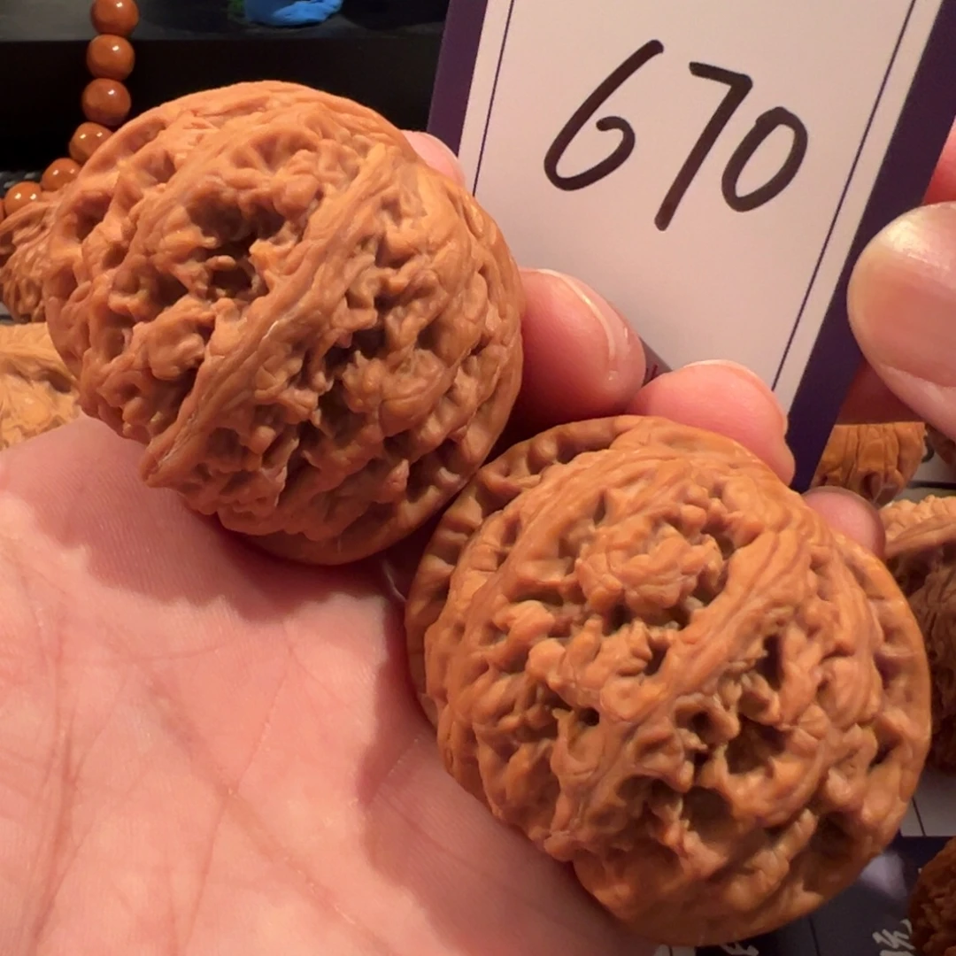 文玩核桃把件全品球筋47+尺扌670号