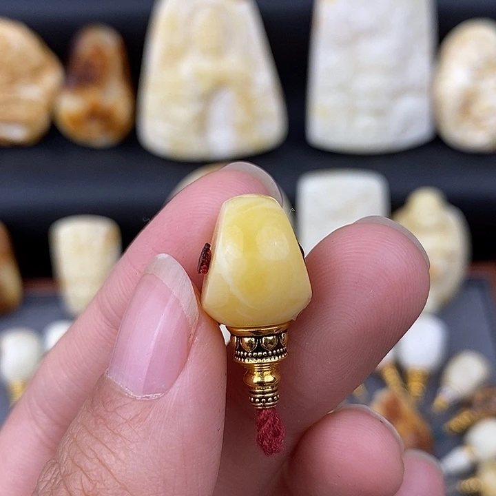 琥珀未镶嵌裸石12三通c591