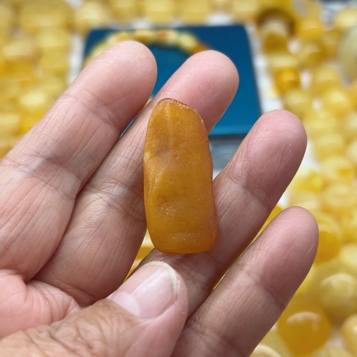 琥珀（矿物珀）裸石未镶嵌