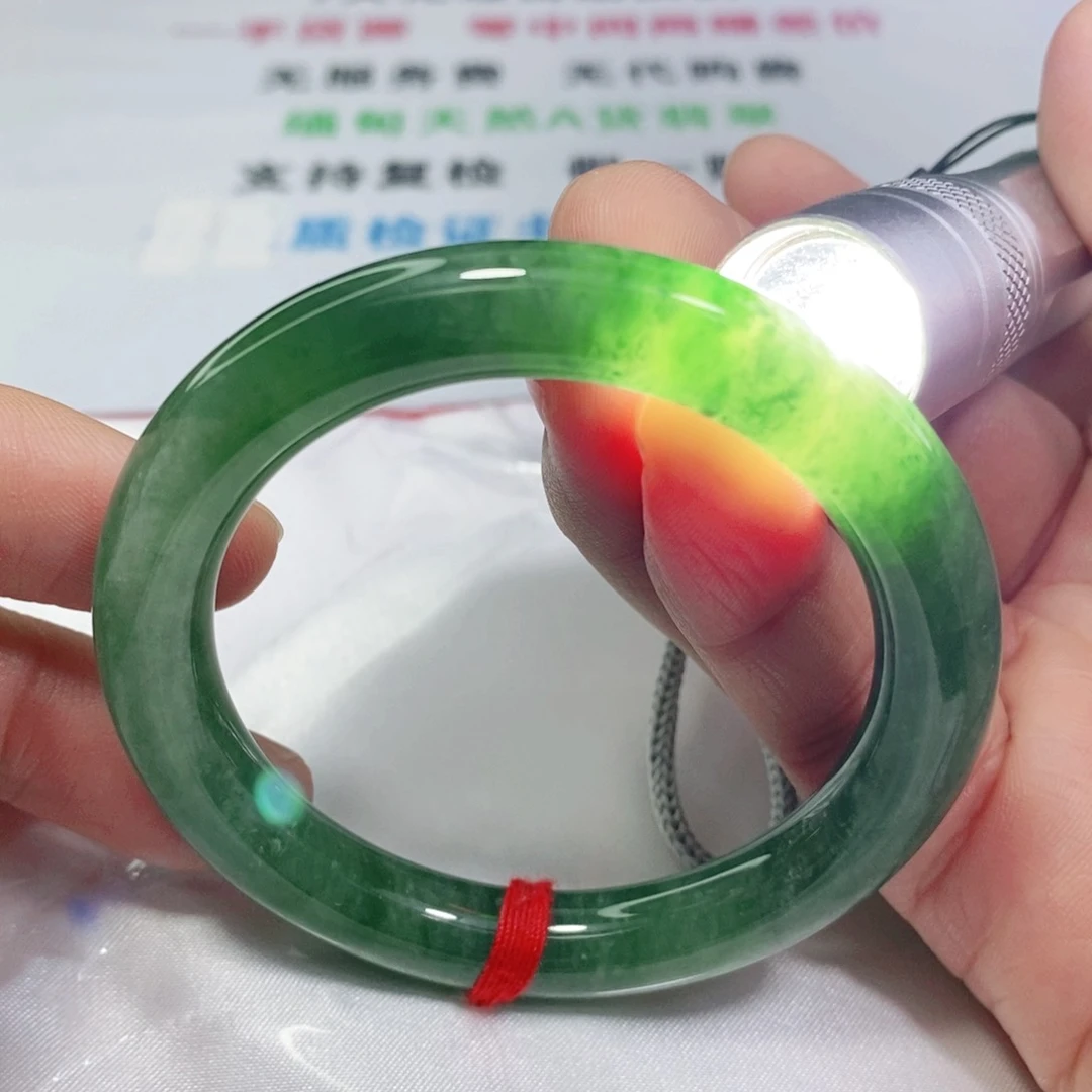 翡翠手镯未镶嵌50.8圈口圆条