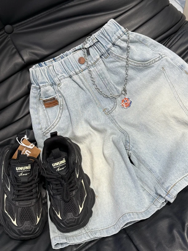 花花家62111潮童牛仔短裤