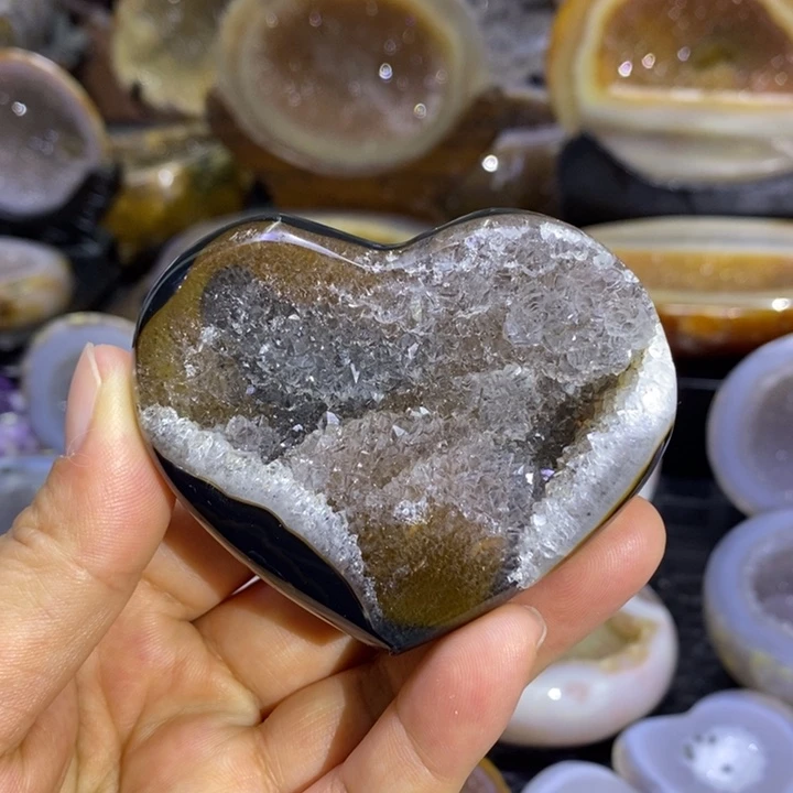 未镶嵌珠宝半成品水晶福利爱心