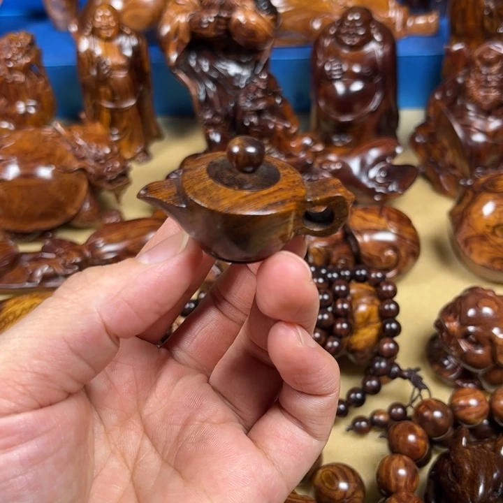 黄花梨降香黄檀把件