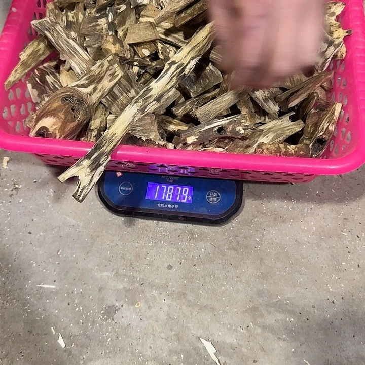 迪***y棋楠香粉陆河颗粒1734克