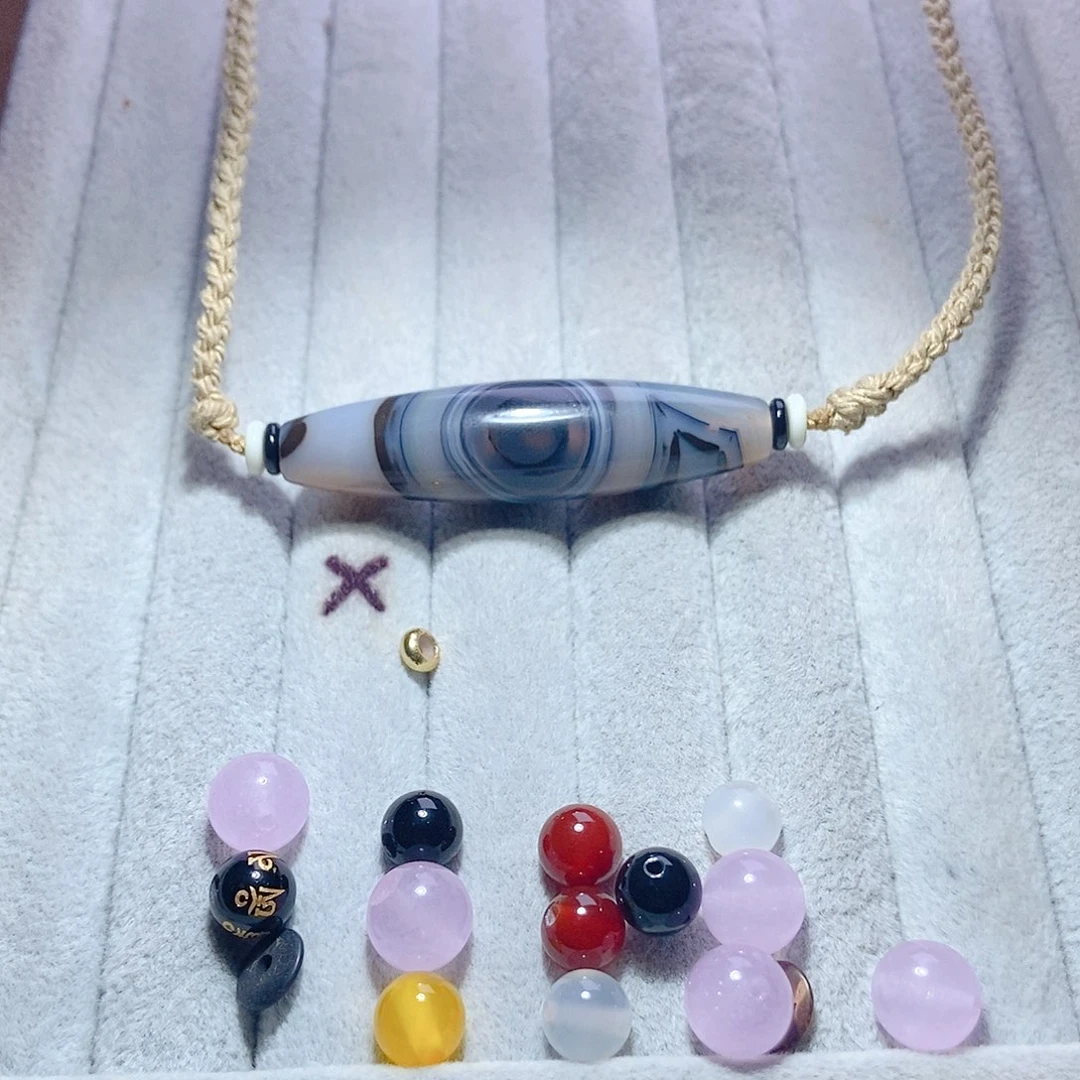 秋***水玛瑙/玉髓颈饰未镶嵌