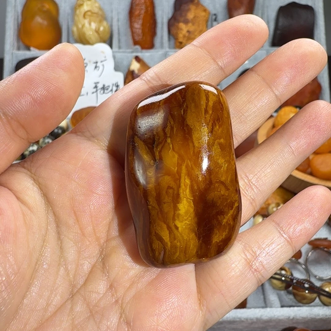 定制琥珀未镶嵌虎皮纹原石