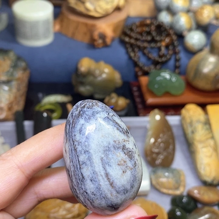岫岩河磨玉（透闪石质玉）把件未镶嵌