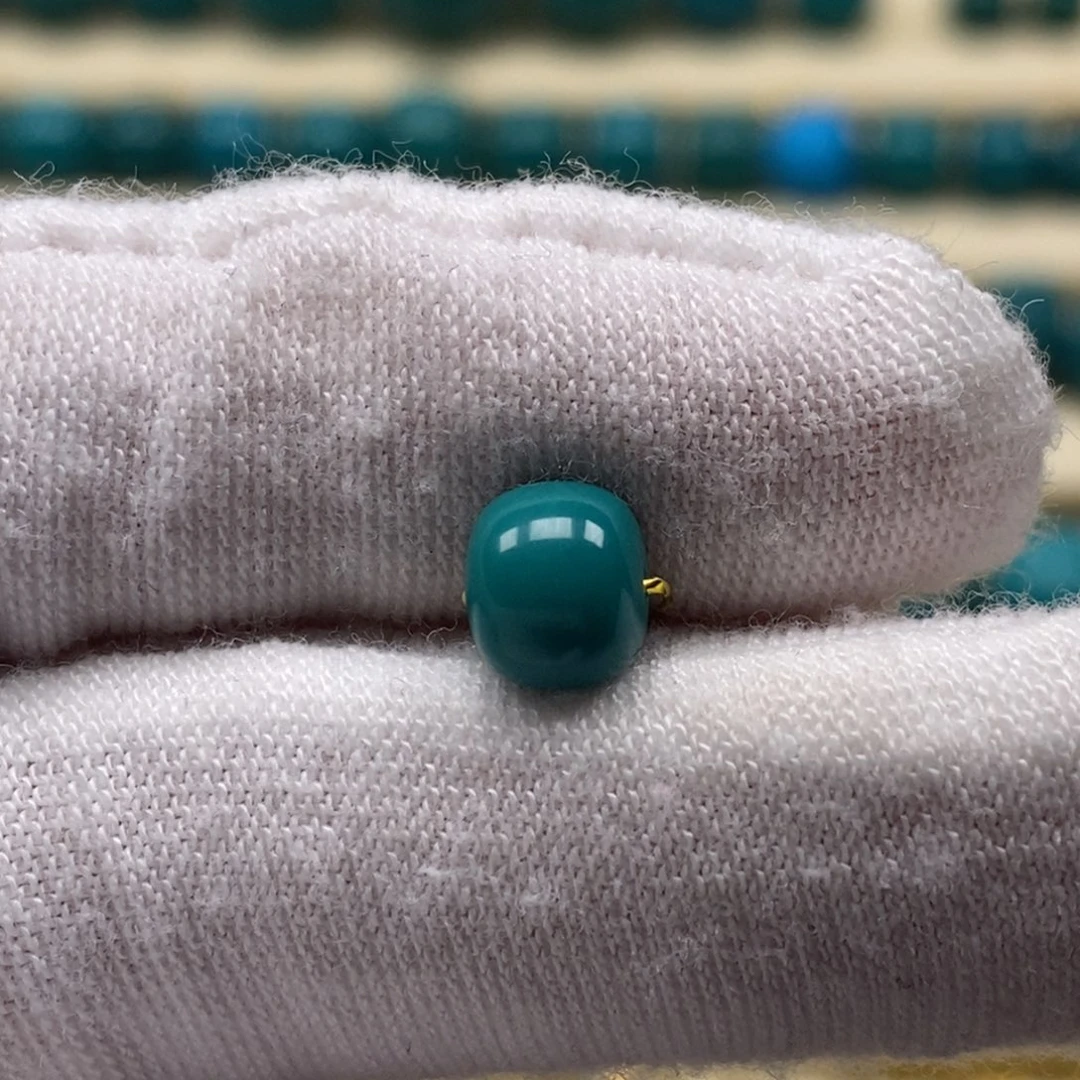 绿松石未镶嵌珠宝奇石6.8mm