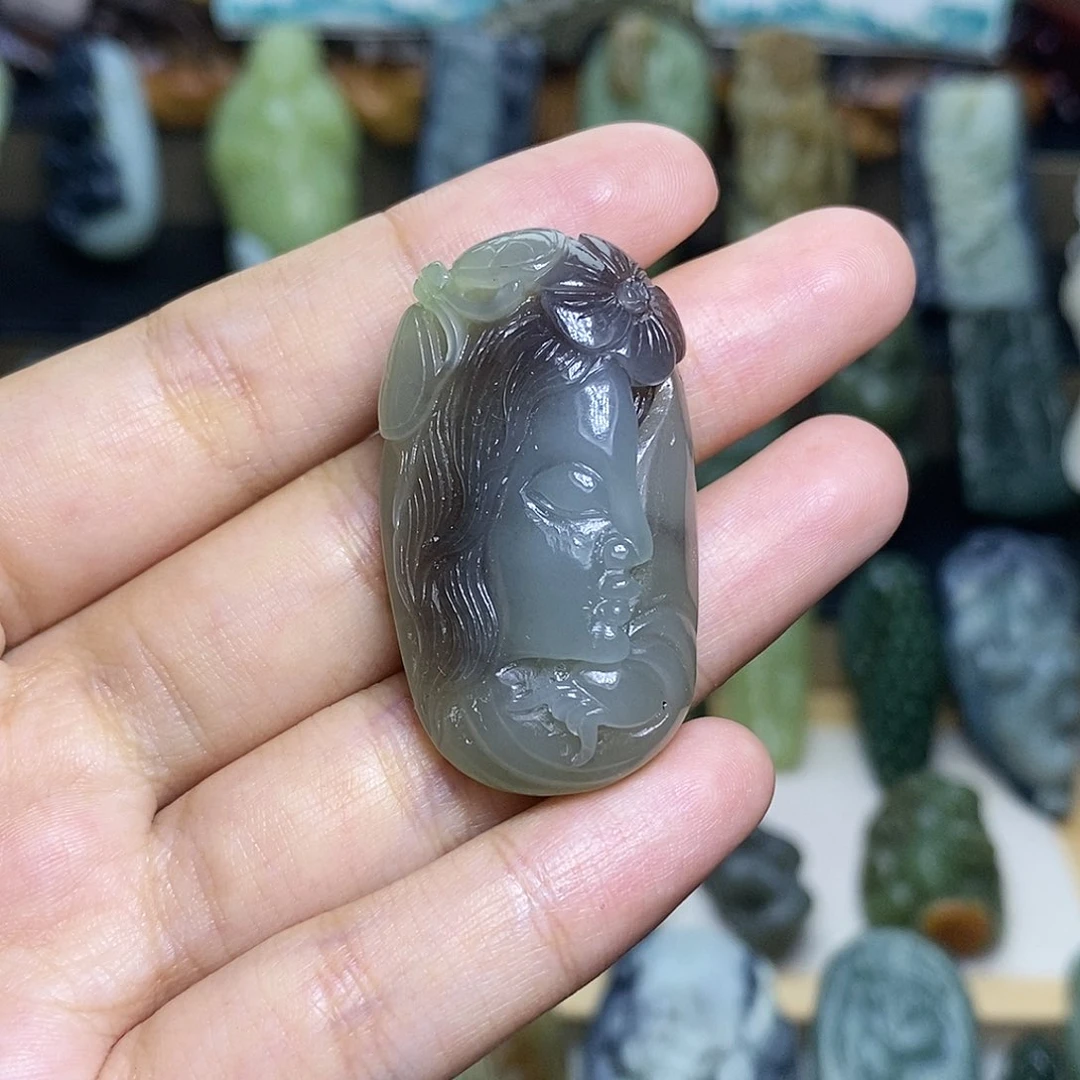 【闪购商品】颈饰未镶嵌和田玉高*音