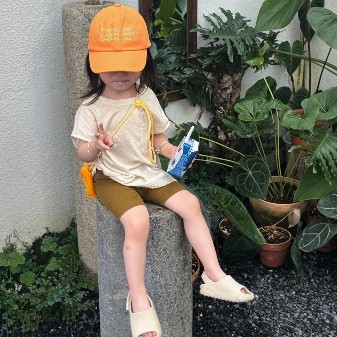 小思家女童2025夏季新款休闲简约百搭纯色短袖T恤骑行短裤套装