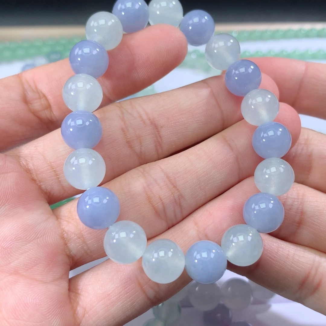 翡翠手链未镶嵌翡翠