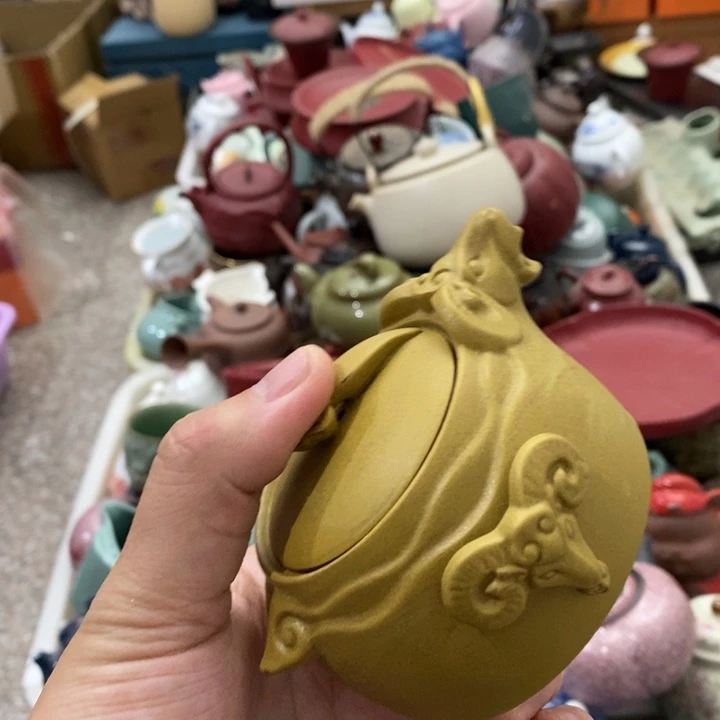 陶瓷艺术品及陶瓷壶壶