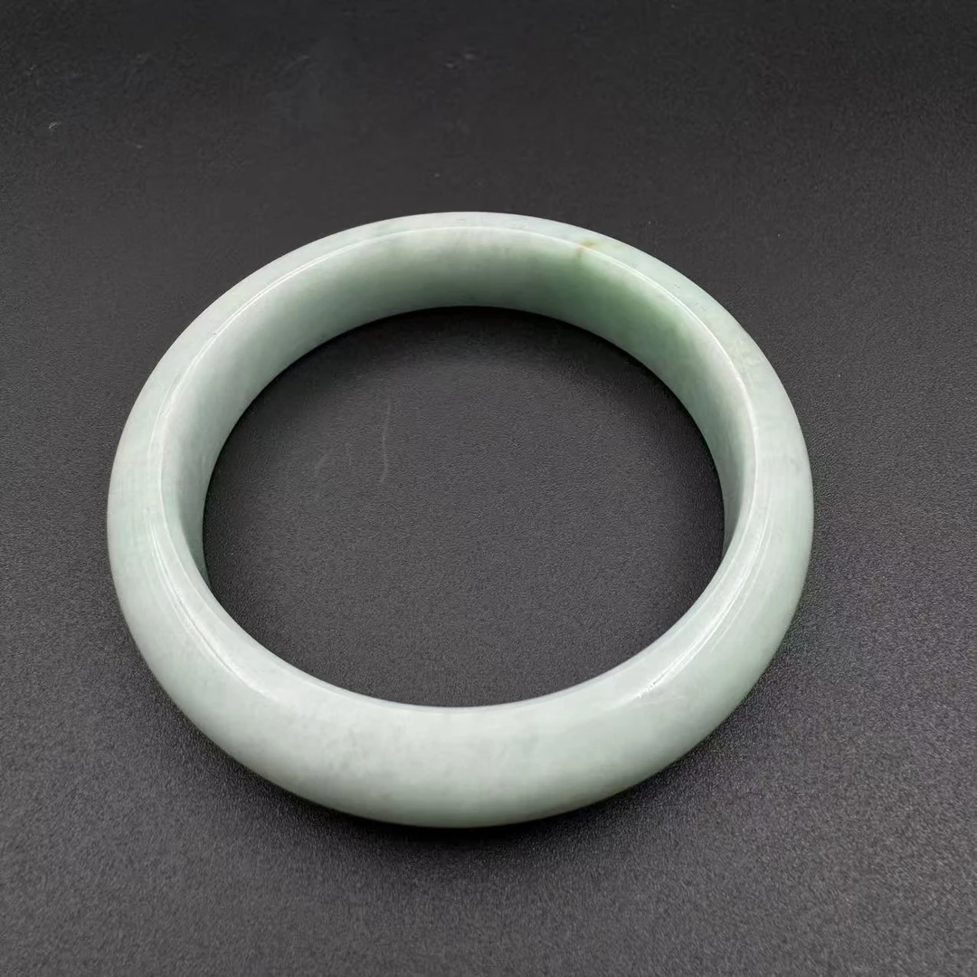 LOT.7/20世纪翡翠手镯/S517035