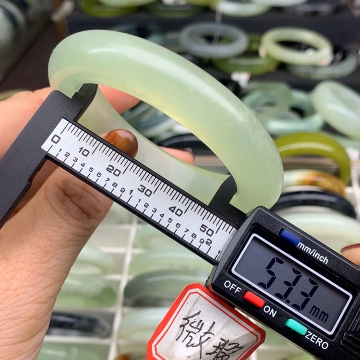 蛇纹石玉未镶嵌手镯727