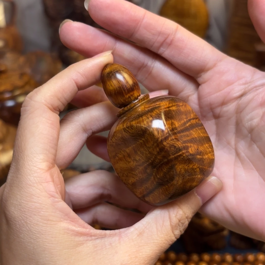 黄花梨/降香黄檀把件